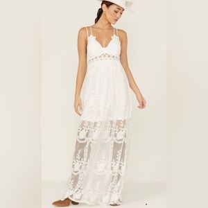 Wishlist apparel sheer lace sleeveless white maxi dress size large